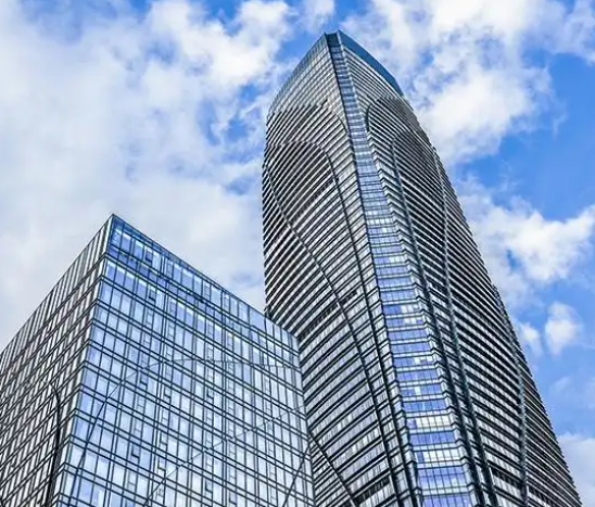 高铬与高锰钢锤头在砂石生产线中的应用效果对比分析